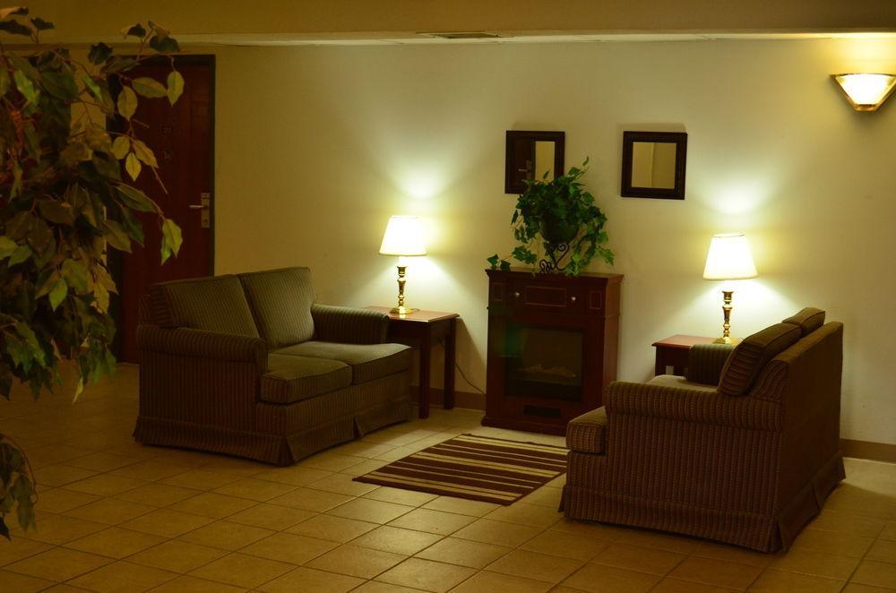 Luxury Inn & Suites Lincoln Eksteriør billede